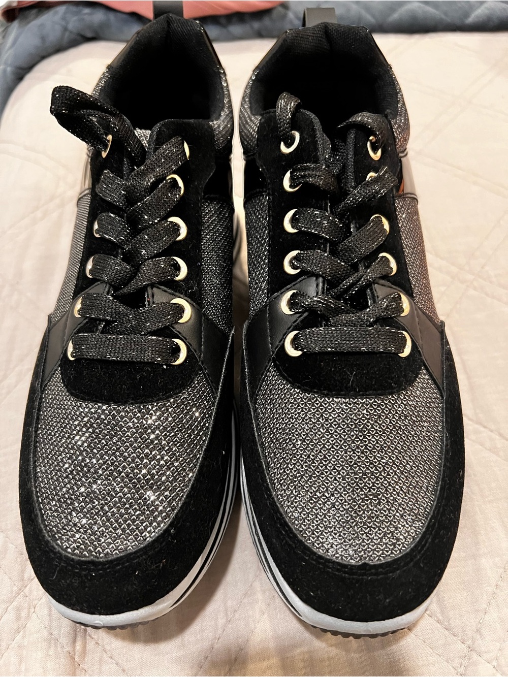 Rouge Helium Women's Black Glitter Lace-Up Sneakers l 10